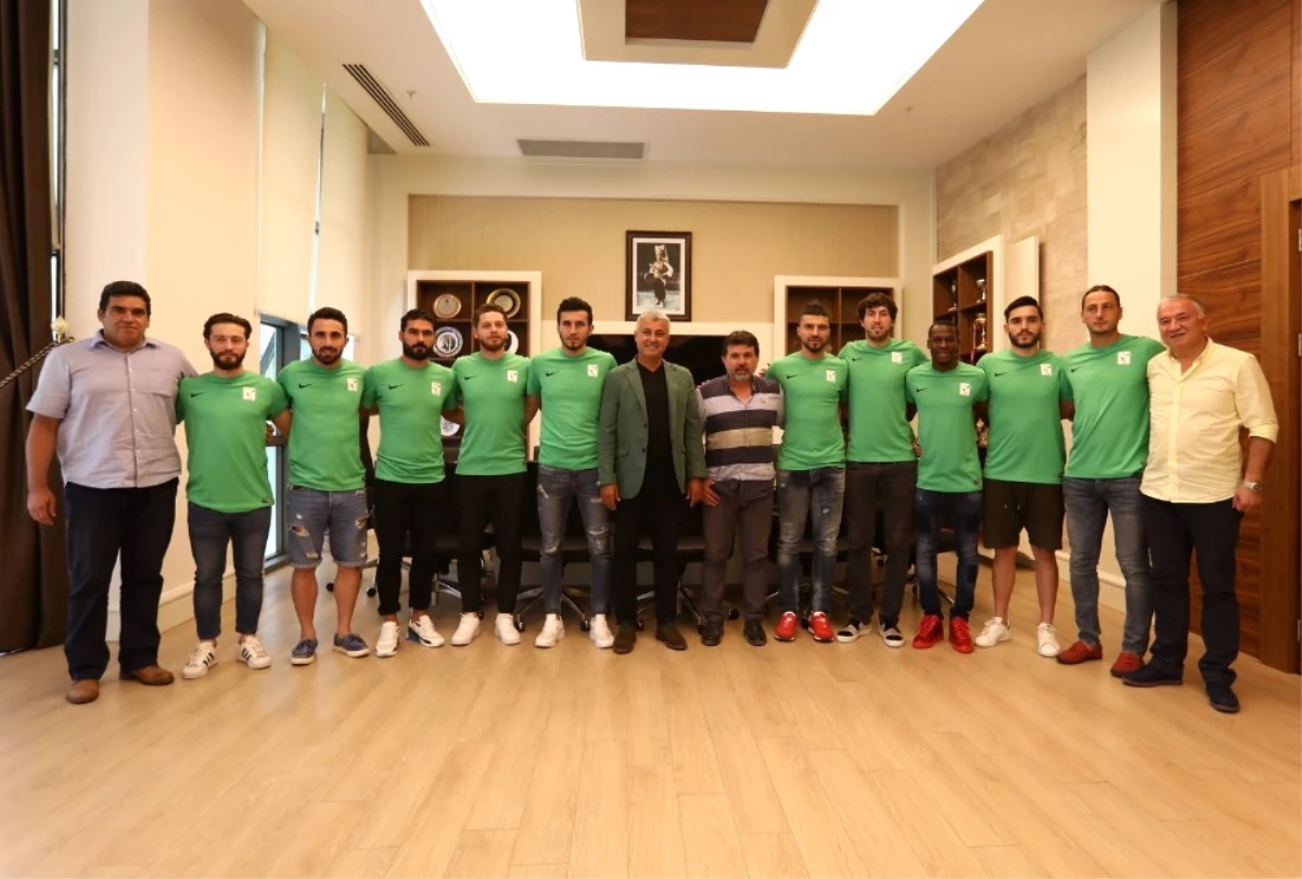 Manavgat Belediyespor Yeni Oyuncularını Tanıttı