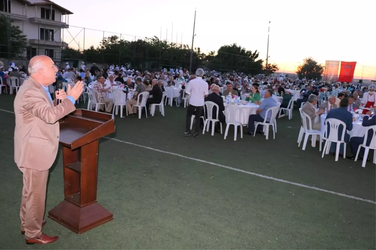 Marmaraereğlisi\'nde Görkemli İftar Organizasyonu