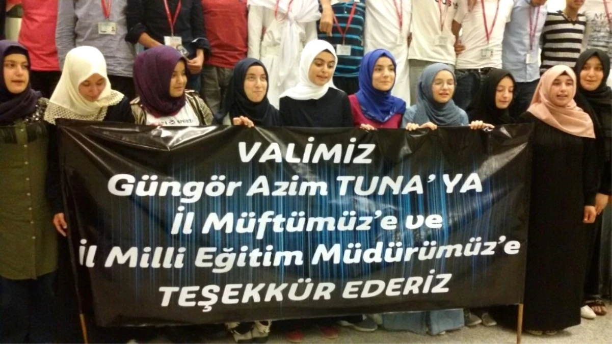 Umreye Giden Öğrenciler Şanlıurfa\'ya Döndü