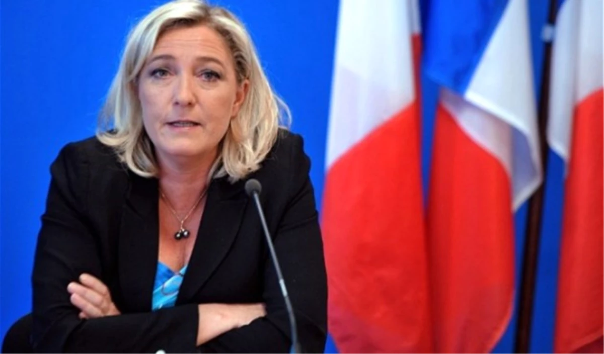 Ap, Le Pen\'in Dokunulmazlığını Kaldırdı