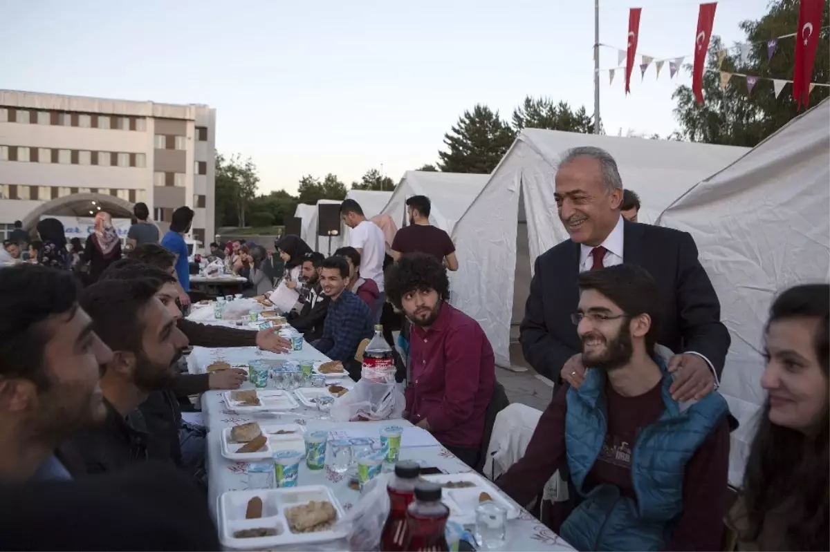 Atatürk Üniversitesinde Bir İlk