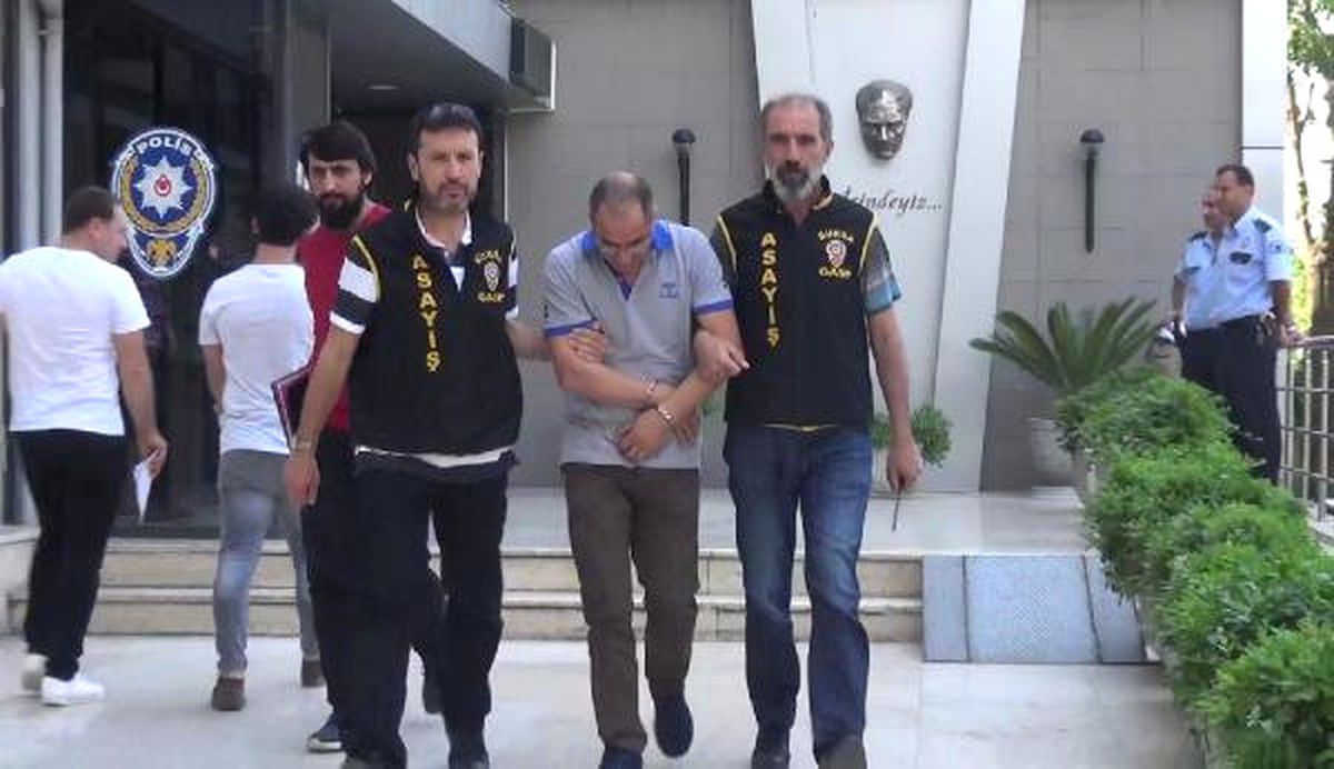 Bıçak Parası\' İsteyen Doktora Suçüstü