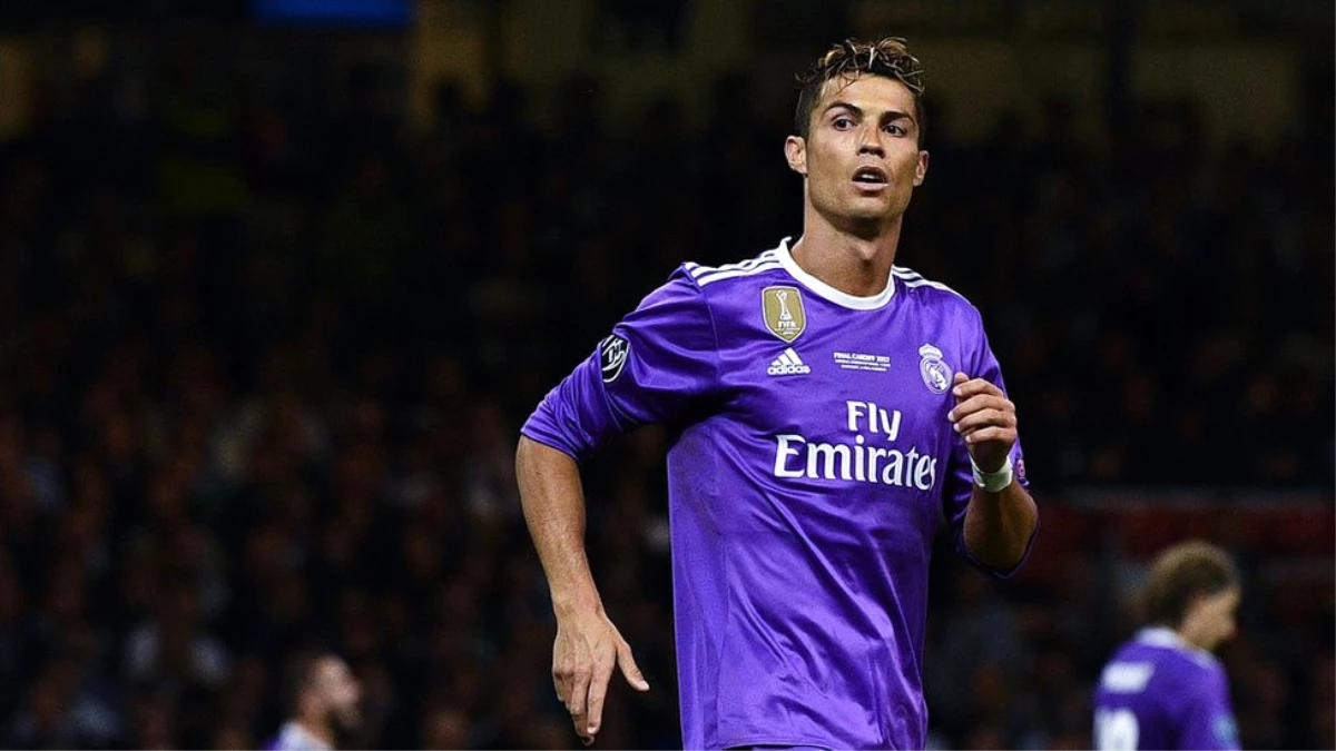 Cristiano Ronaldo\'ya Vergi Kaçakçılığı Suçlaması