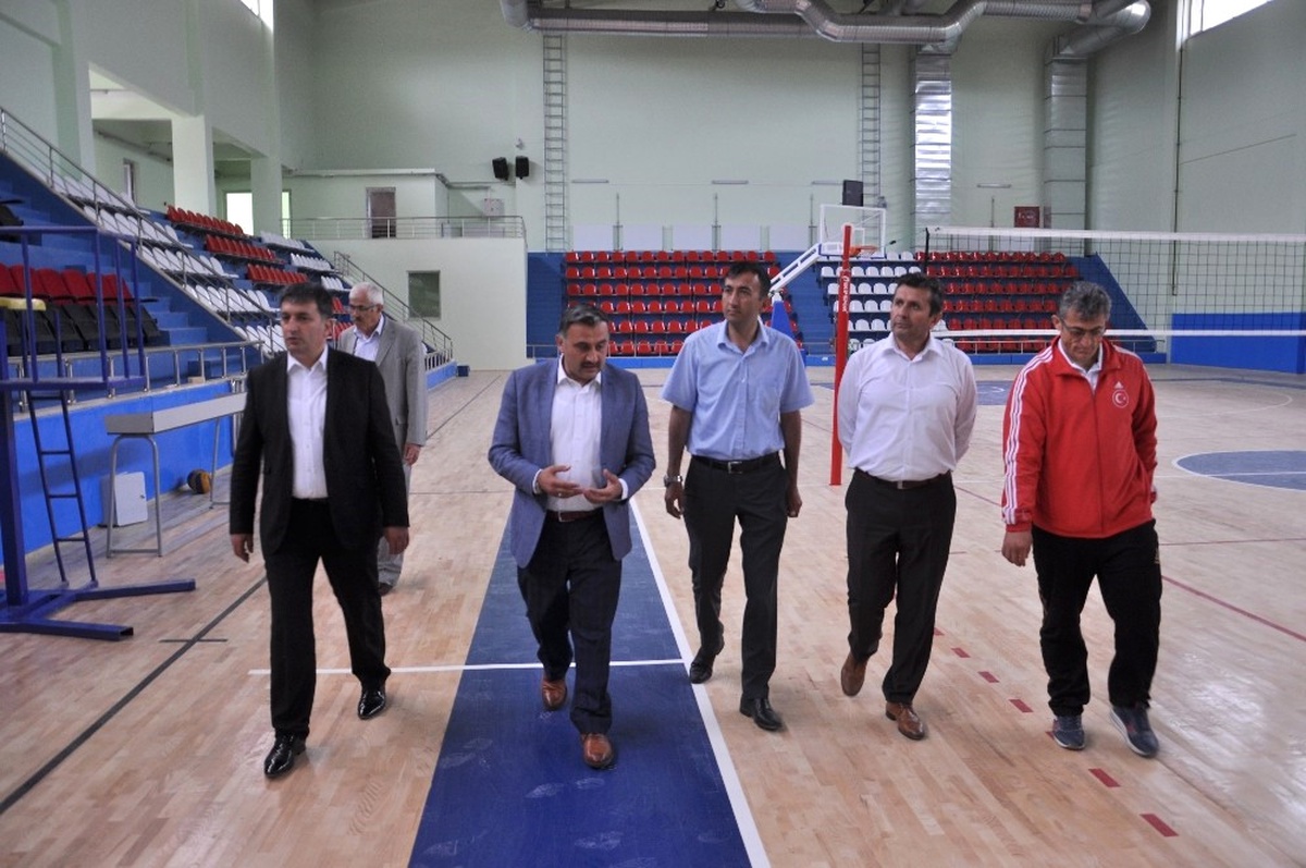 Develi\'de Yeni Spor Salonu Yapımında Sona Gelindi