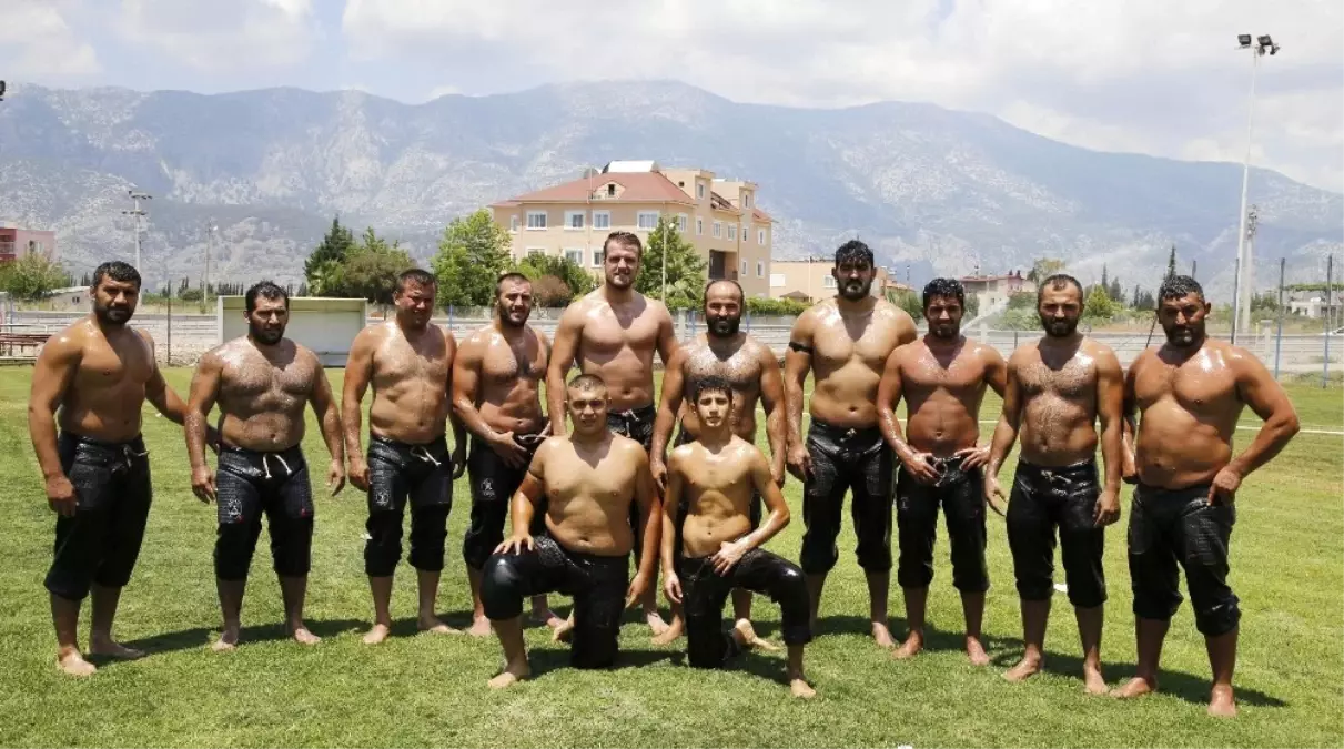 Döşemealtı Güreş Takımı Kampa Girdi