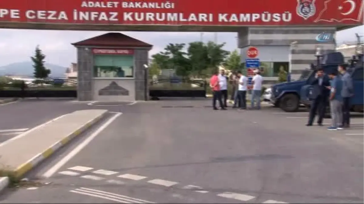 Enis Berberoğlu, Maltepe Cezaevine Konuldu