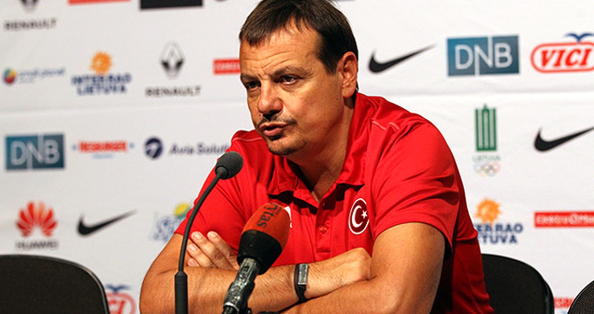 Galatasaray, Kontratı Sona Eren Erkek Baskebol Takımı Başantrenörü Ergin Ataman\'ın Sözleşmesini...