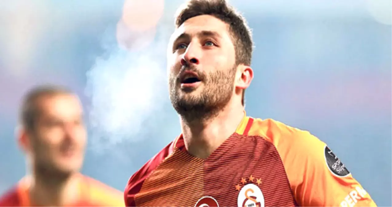 Galatasaray, Sabri\'nin Yerine 21 Yaşındaki Kenny Tete\'yi Getirmek İstiyor