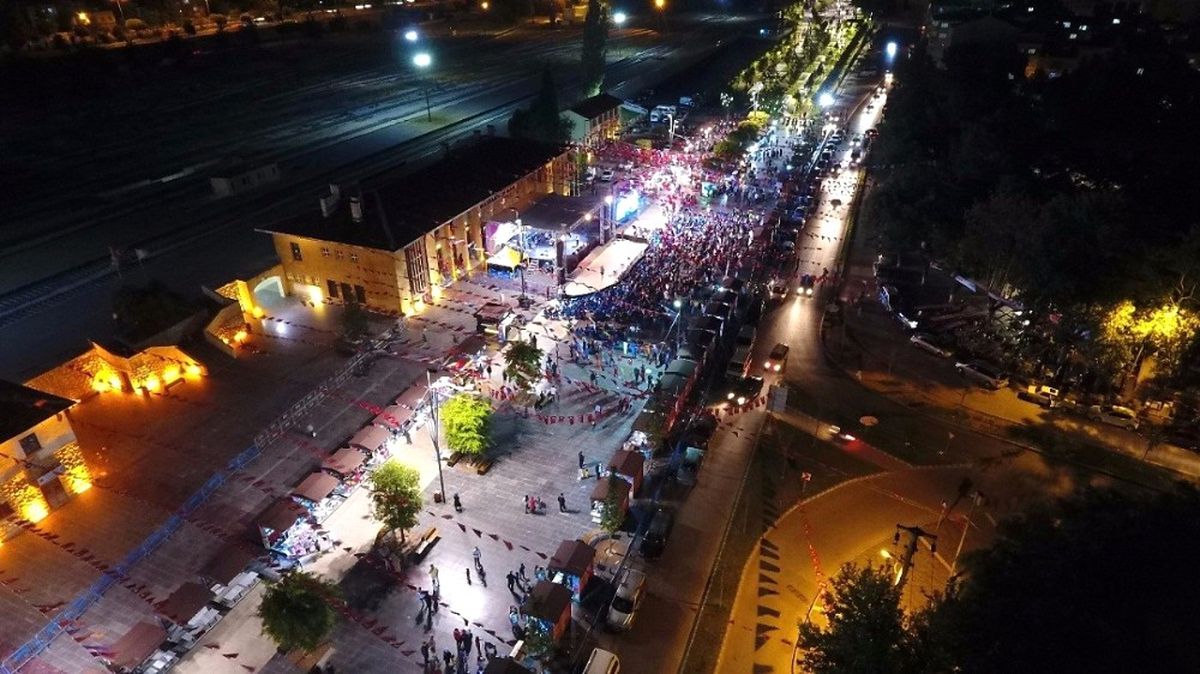Gaziantep\'te 500 Yıllık Ramazan Geleneği Olan Baklava Alayı Canlandırılacak
