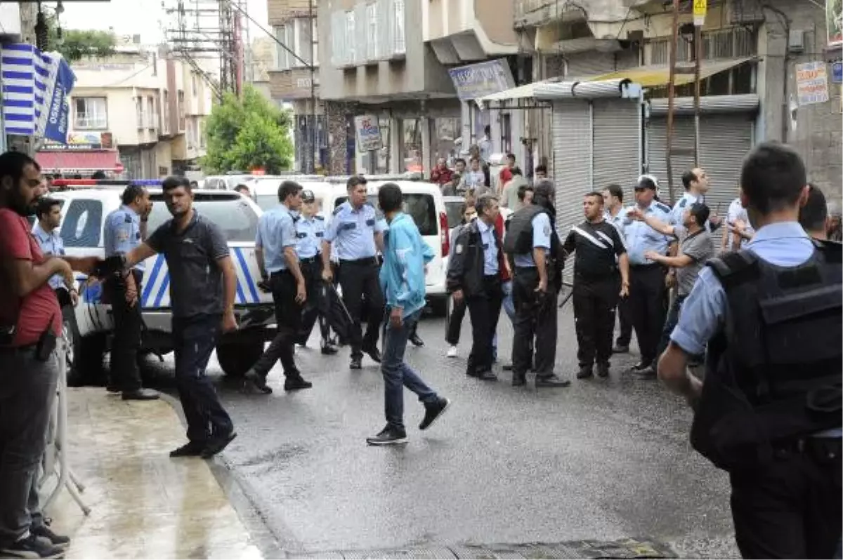 Gaziantep\'te Silahlı Kavgada Polise de Ateş Açıldı: 5 Gözaltı