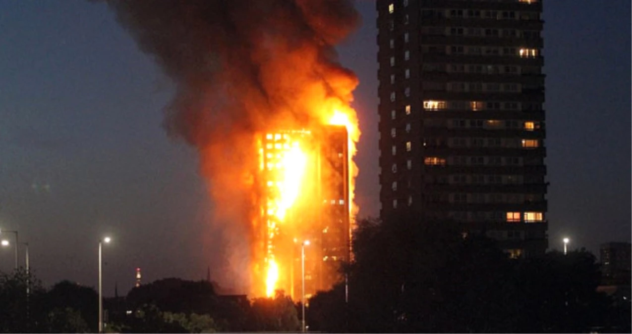 Londra\'da 24 Katlı Bina Alev Alev Yandı: Ölü ve Yaralılar Var