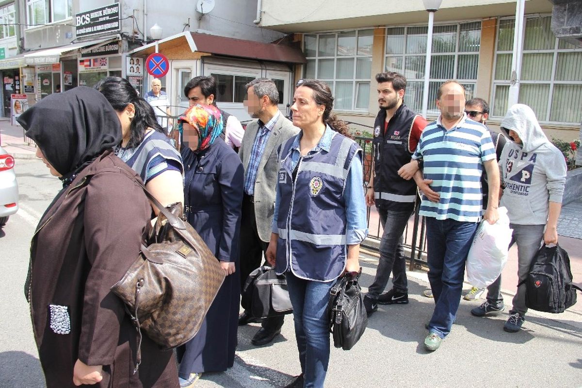 Samsun\'da Fetö\'den 1\'i Doktor 6 Kişi Adliyede