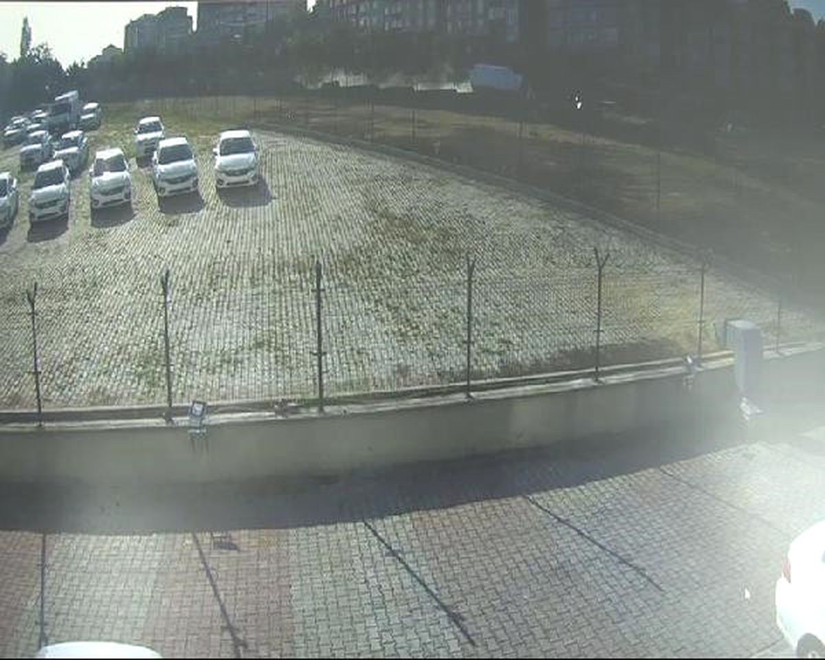 Tem\'de Meyve Yüklü Kamyonun Devrilme Anı Kamerada
