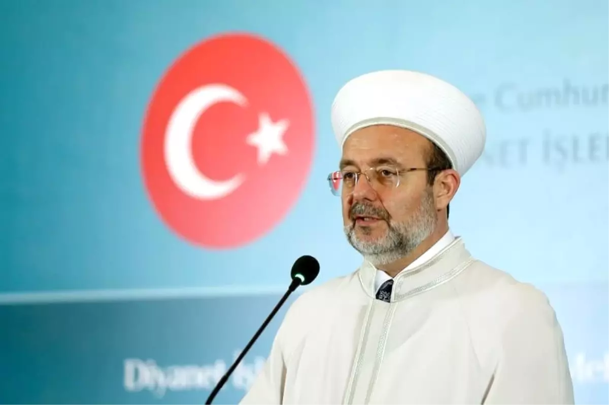 Türkiye\'de Bulunan Göçmen Alimler Diyanet\'in İftar Sofrasında Buluştu