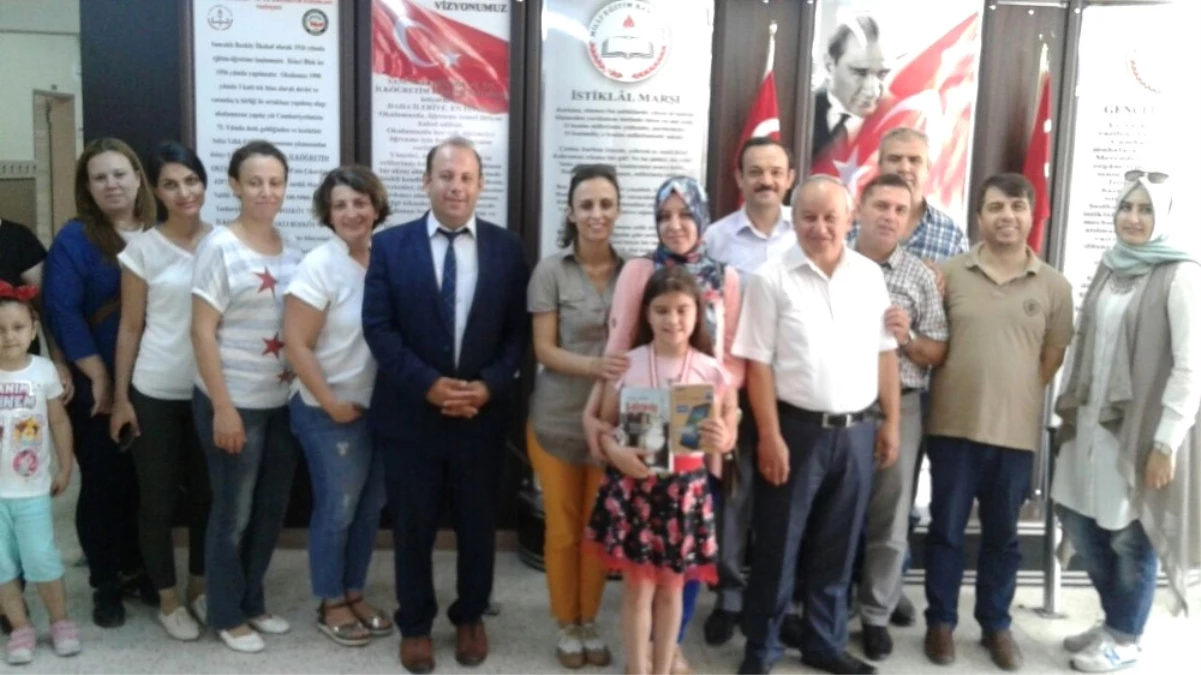 Türkiye Satranç Federasyonu\'ndan Manisalı Öğrenciye Ödül
