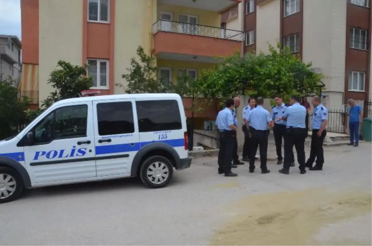 2 Çocuğa Cinsel Tacizden Tutuklananın Evi Taşlandı