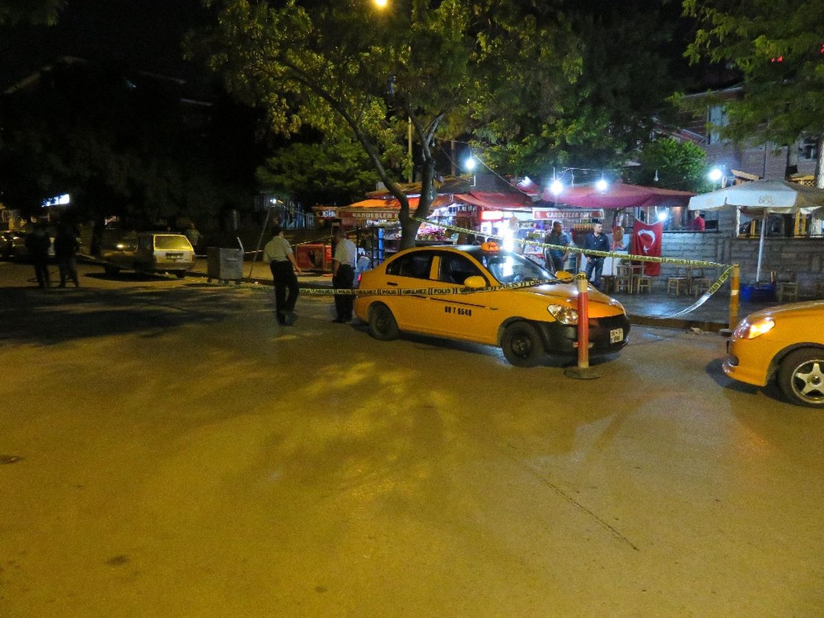 Başkent\'te Silahlı Çatışma: 2 Ağır Yaralı