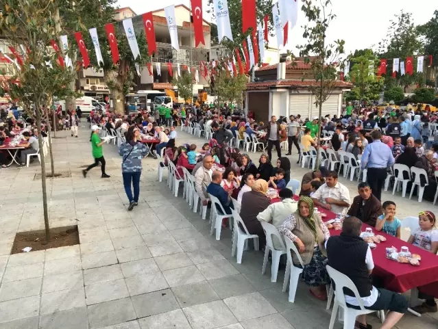 Beykoz'da Sokak İftarları Bereketi Sürüyor - Son Dakika