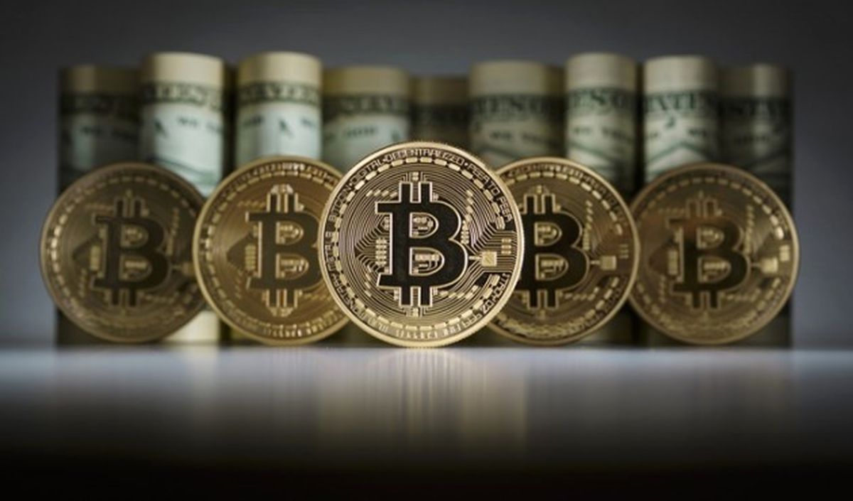 Bitcoin Yüzde 30\'un Üzerinde Düştü