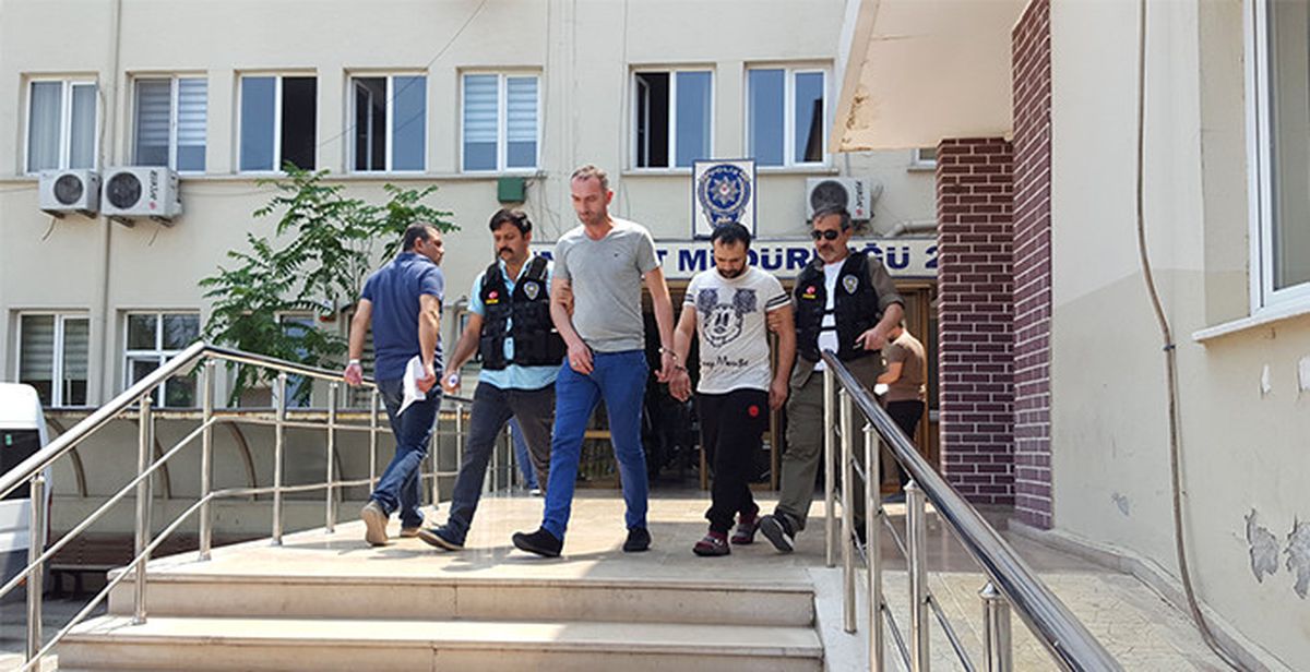 Bursa\'da Uyuşturucu Operasyonu: 8 Gözaltı