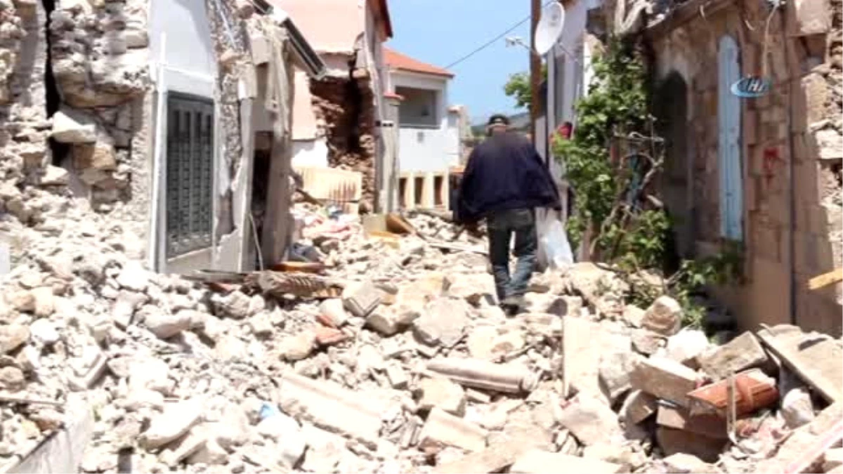 Deprem Sonrasında Ablukaya Alınan Köye İha Girdi- Deprem Sonrasında Boşaltılan Böyle Görüntülendi-...