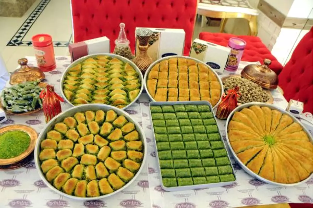 Gaziantepli Baklavacıların \'Tatlı\' Mesaisi