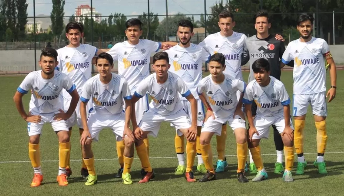 Kayseri 2. Amatör Küme U-19 Ligi\'nde Şampiyon Son Takım İçin Play-Off Oynanacak