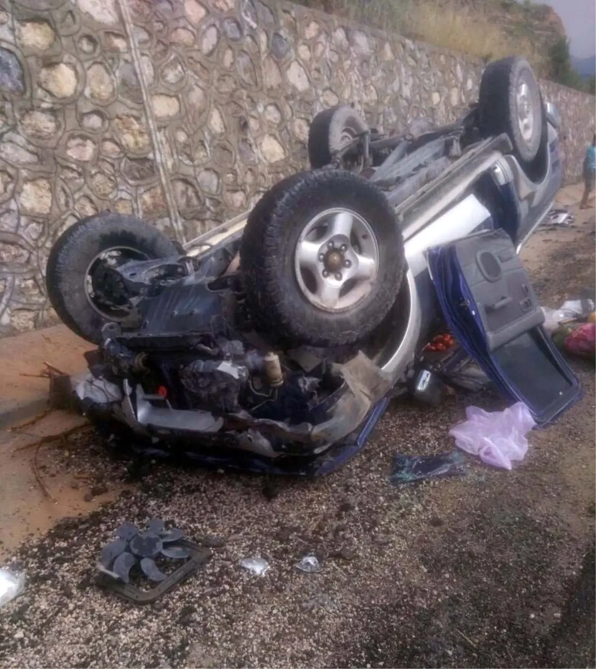 Kozan\'da Trafik Kazası: 4 Yaralı