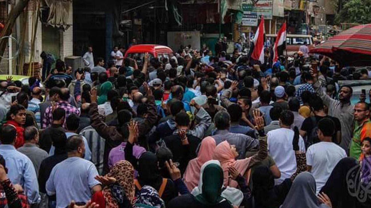 Mısır İki Adayı Suudi Arabistan\'a Devretti, Halk Sokağa Döküldü