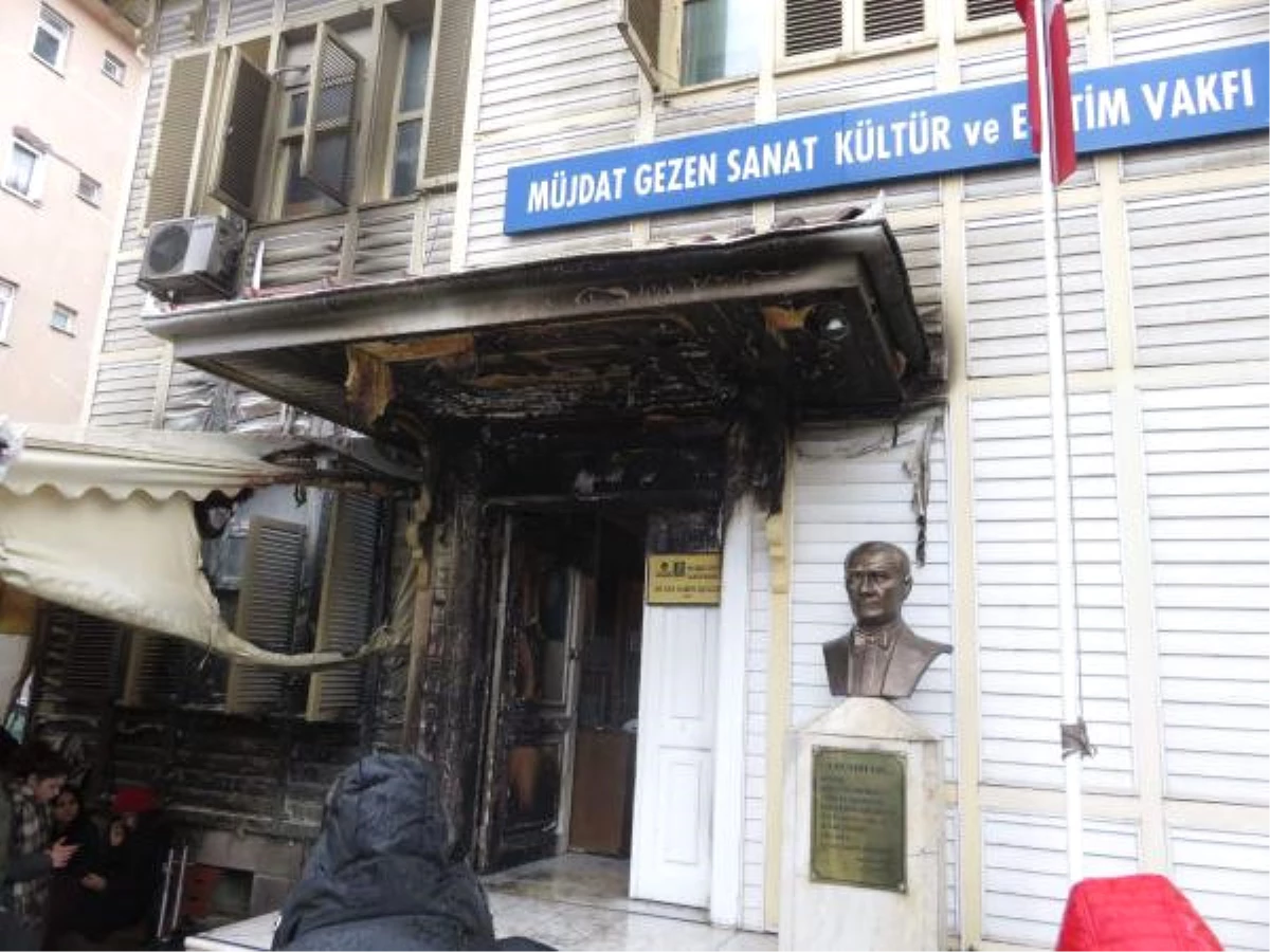 Müjdat Gezen Sanat Merkezi\'nin Kundaklanması Davası..