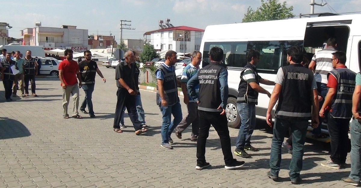 Osmaniye\'de Fetö Operasyonu: 17 Gözaltı