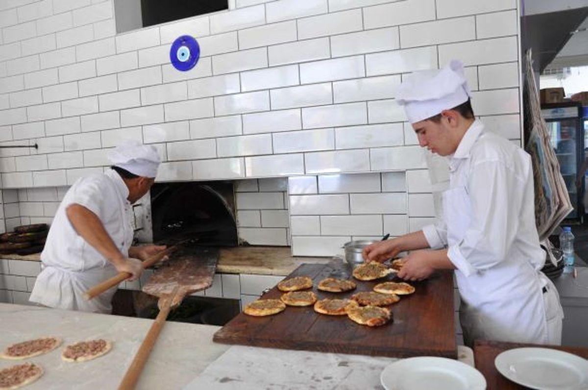 Pide Kokuları Arasında Oruç Tutuyorlar