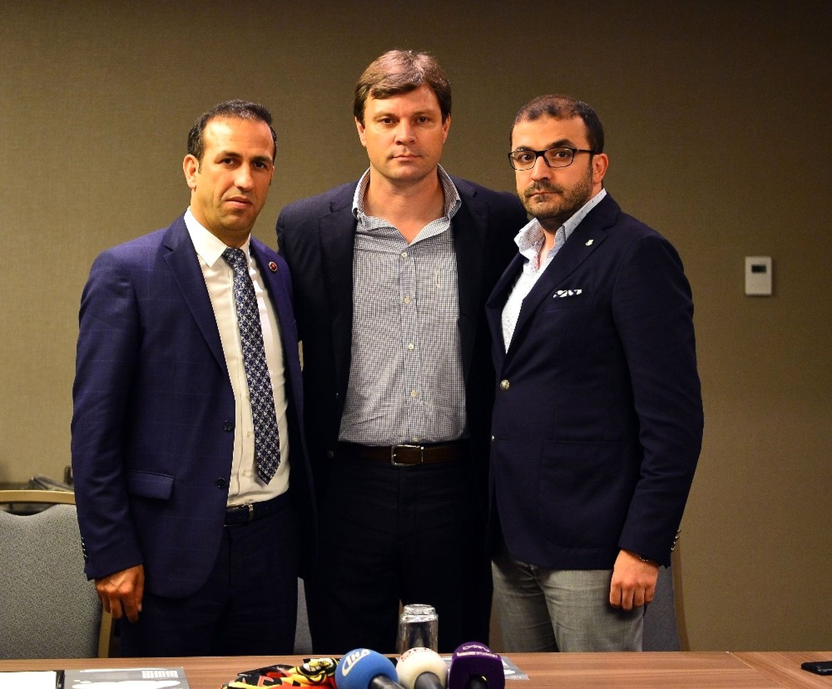 Sağlam\'ın Açıklamaları Camiayı Heyecanlandırdı