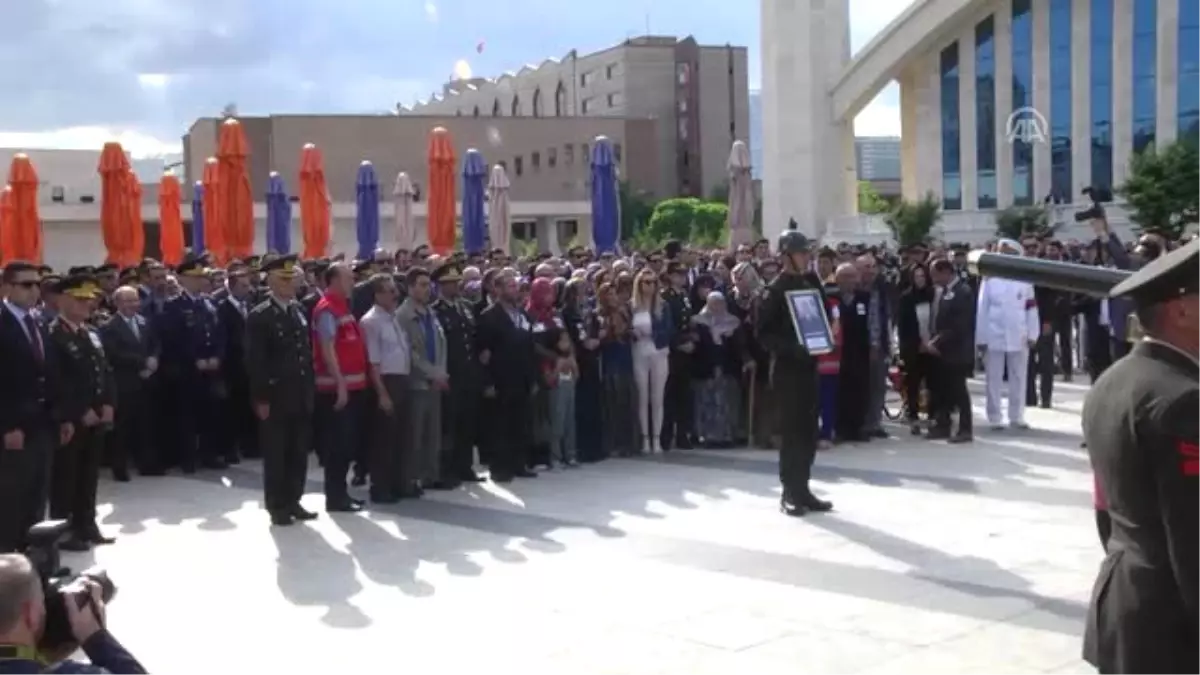 Şehit Uzman Çavuş Abdullah Büyüksoy, Son Yolculuğuna Uğurlandı (2)