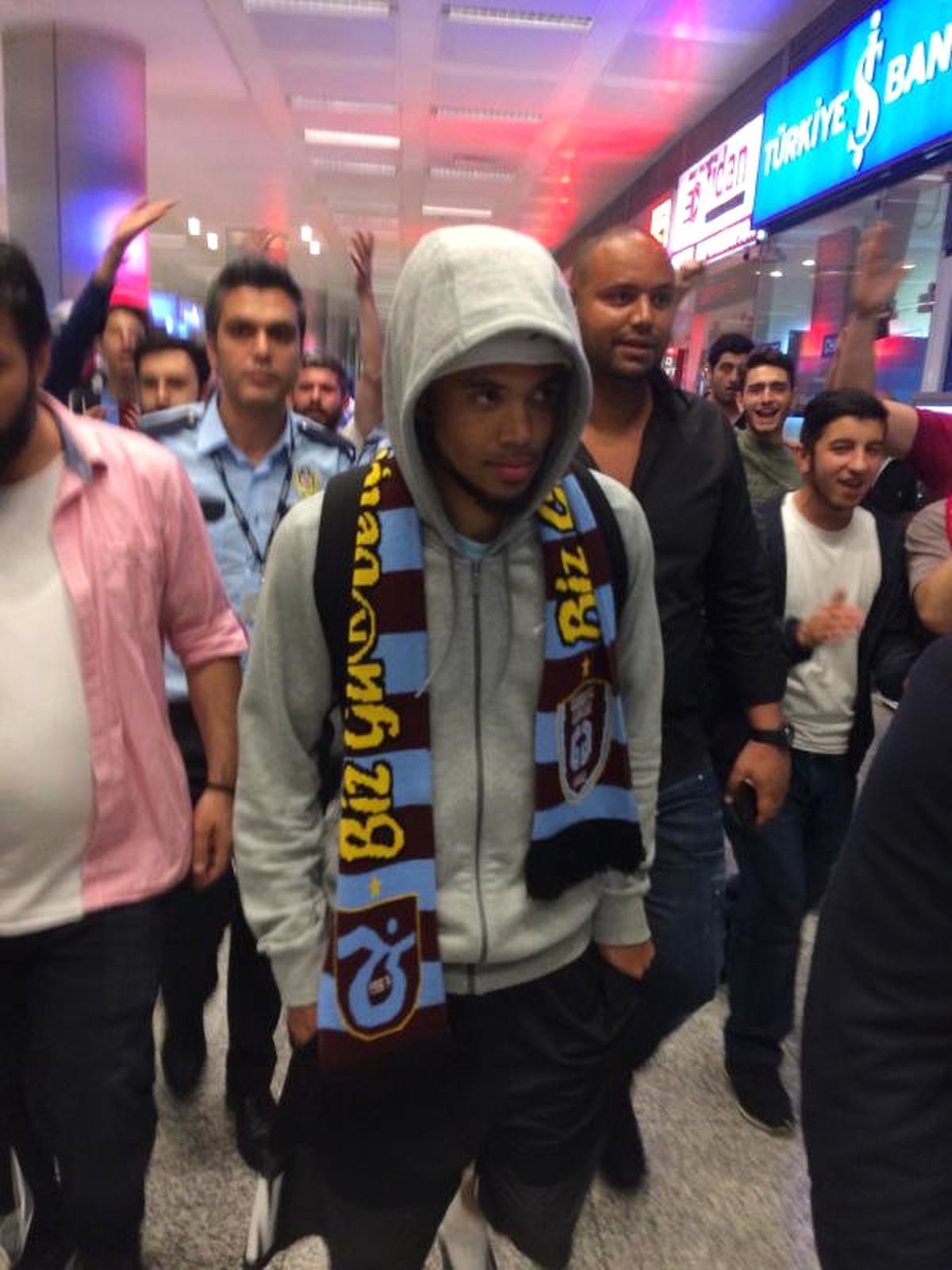 Theo Bogonda İstanbul\'da