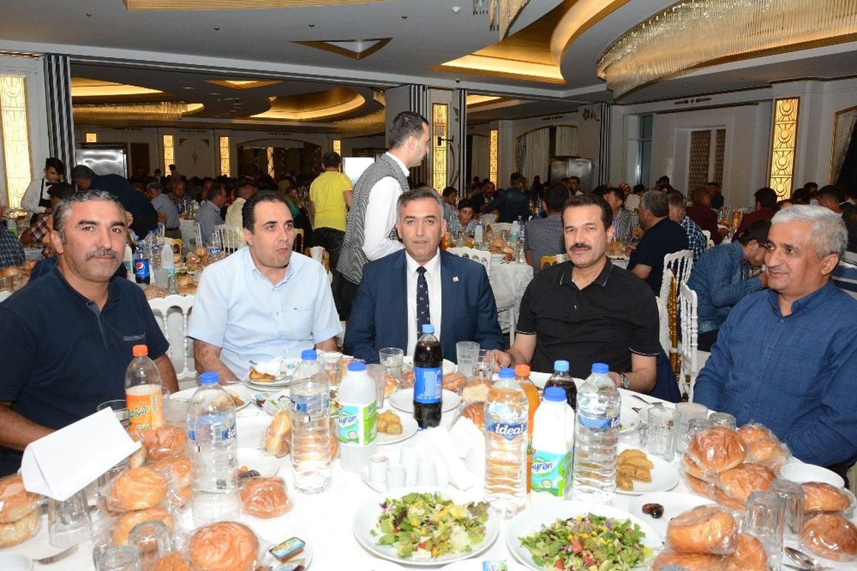 Aksaray\'da Damızlık Sığır Yetiştiricileri Birliği Üreticilerle İftarla Buluştu