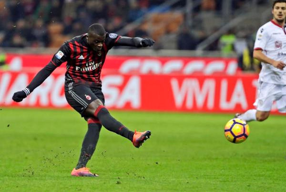 Antalyaspor Taraftarı Niang\'ın Mesajına Heyecanlandı