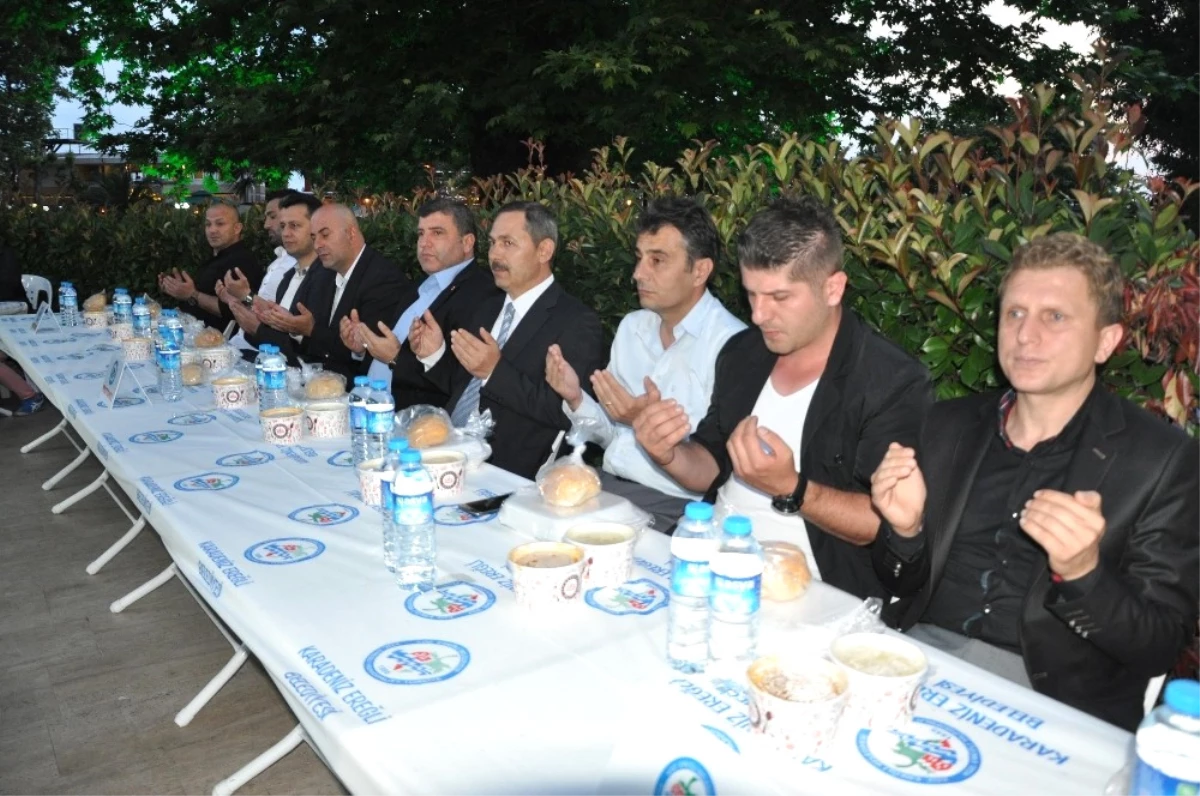 Başkan Uysal, Türk Metal Sendikası Yöneticilerini Ağırladı