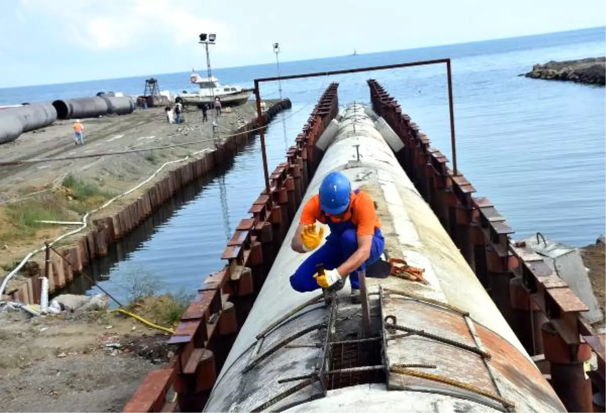 Ergene Nehri\'ndeki Kirliliği Önleyecek Projenin Yapımı Sürüyor