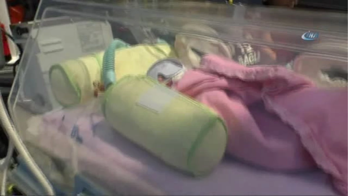 Eşi Tarafından Katledilen Hamile Kadının Bebeği Helikopterle Sevk Edildi