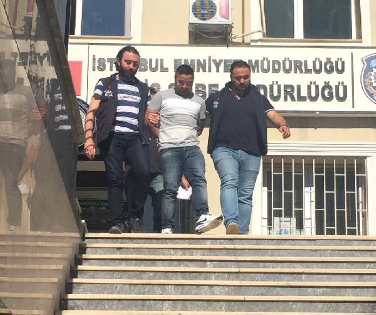Firari Erhan Timuroğlu\'nun Yakalanan Adamı 320 Bin Liralık Otomobile Biniyormuş