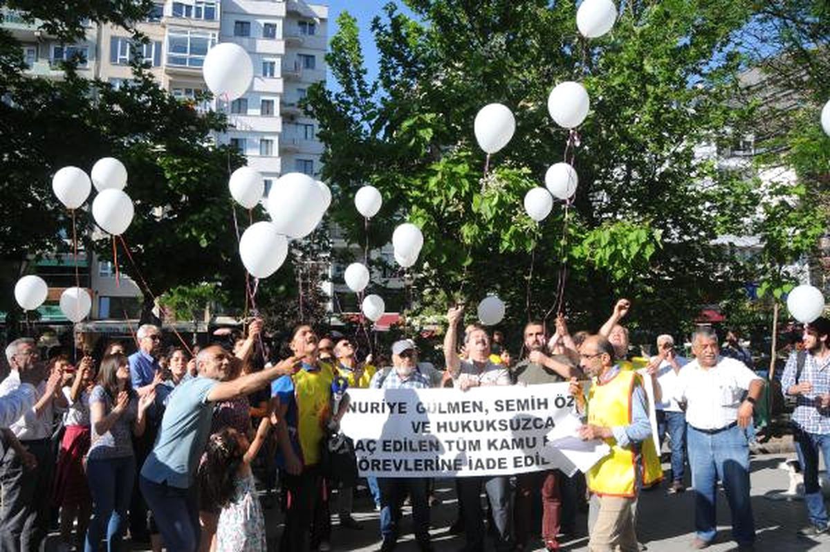 Gülmen ve Özakça İçin Beyaz Balonlu Eylem