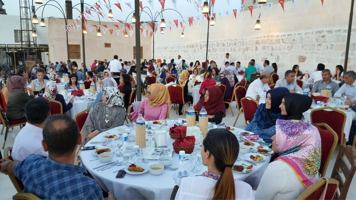 Halk Eğitim Merkezi Çalışanları İftarda Buluştu