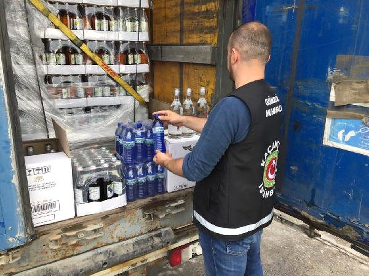 Kaçak Alkollü İçkiyi Böyle Gizlediler