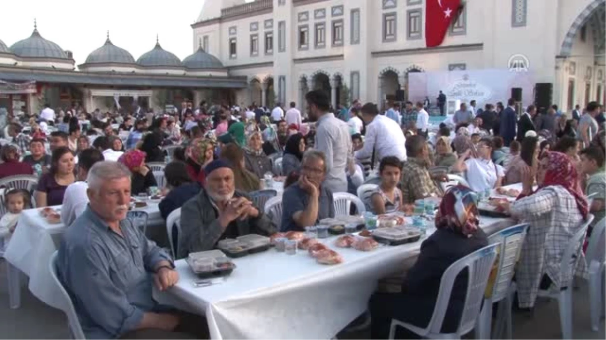 Kırıkkale\'de 5 Bin Kişilik Iftar Programı