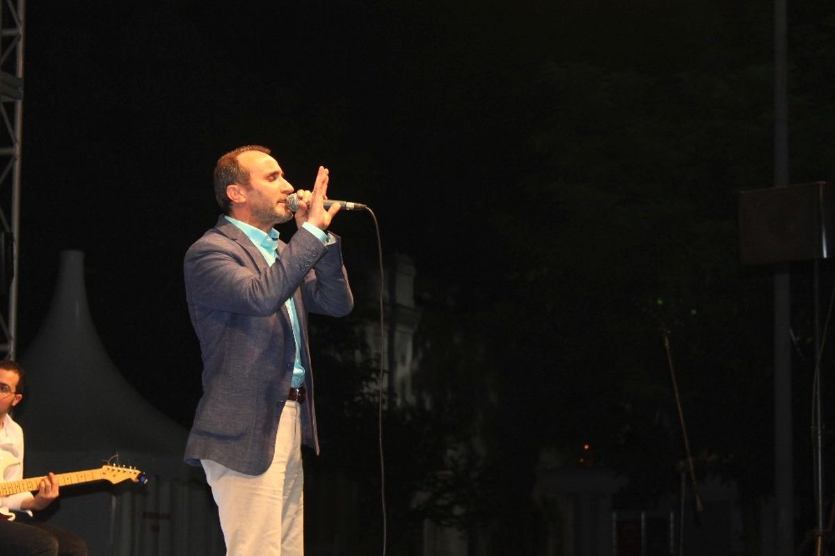 Ömer Karaoğlu\'nun Seslendirdiği \'Şehidin Türküsü\' Herkesi Ağlattı