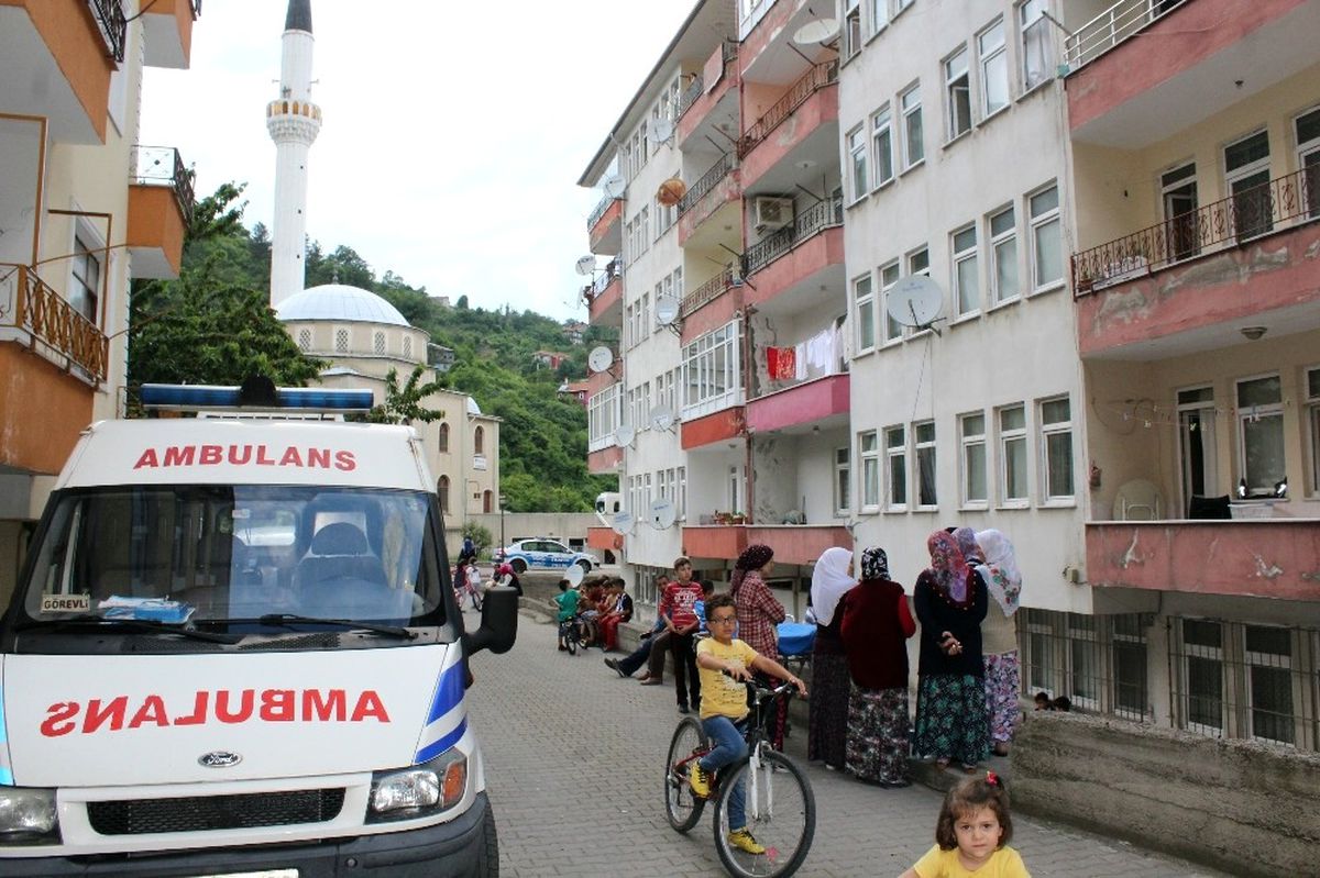 Tek Başına Yaşayan Yaşlı Kadın Evinde Ölü Bulundu