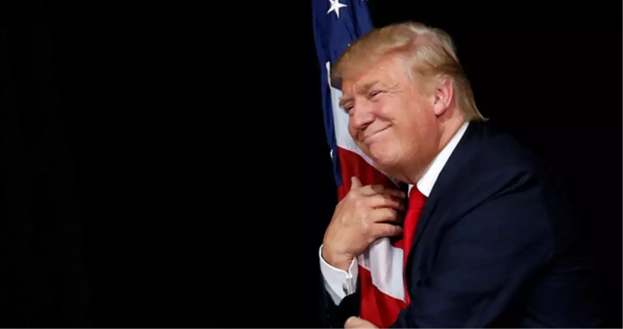 Trump, Obama\'nın Küba\'yla Başlattığı Normalleşme Sürecini Bitirdiğini Açıkladı