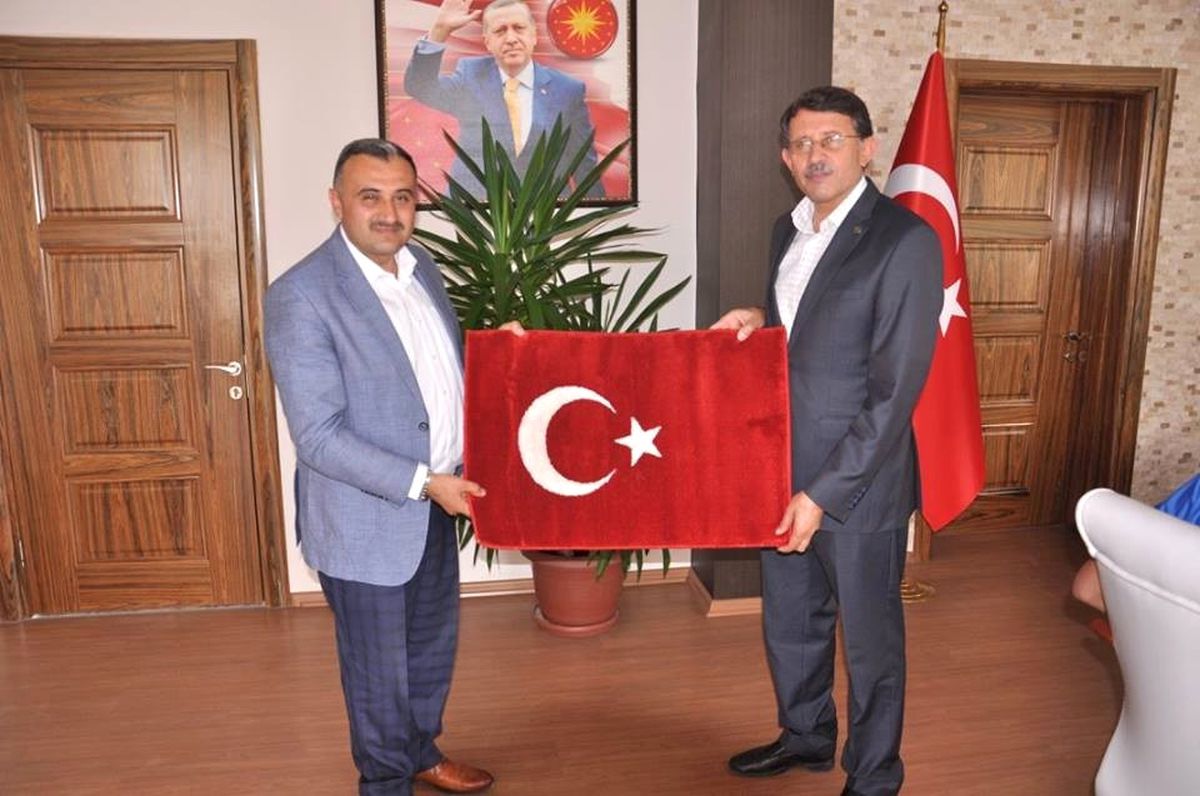 Voleybolculardan Başkan Cabbar\'a Ziyaret