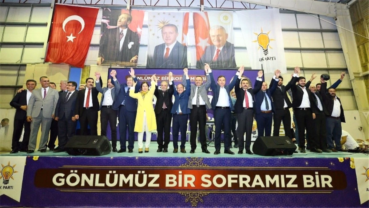 AK Parti\'den Birlik ve Vefa İftarı